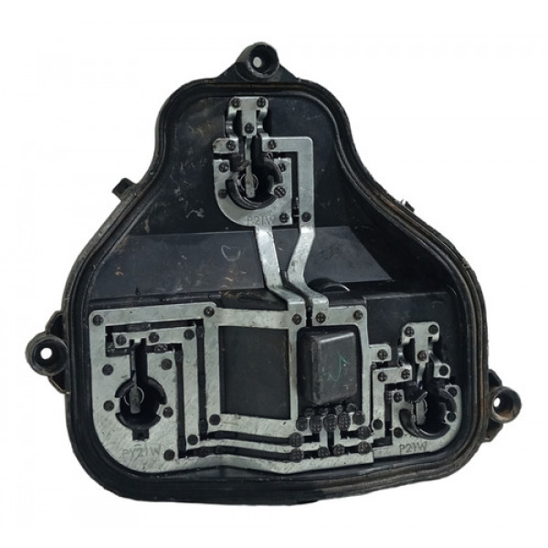 Circuito Lanterna Traseira Esquerda Chevrolet Onix 13 