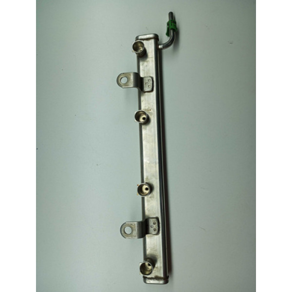 Flauta De Injeção Fremoont 2.4 16v Gasolina 04627355aa