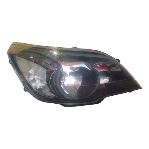 Farol Agile/montana Lado Direito Com Detalhe 