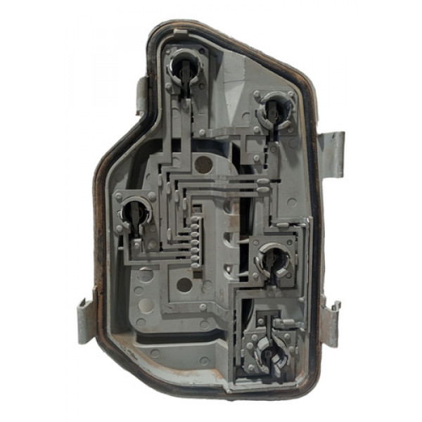 Circuito Lanterna Traseira Esquerda Polo Hatch 2003 A 2006 