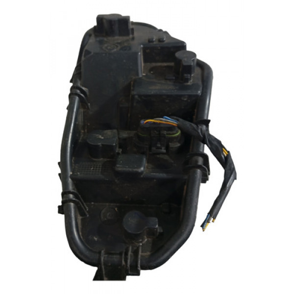 Circuito Lanterna Traseira Esquerda Fiat Mobi