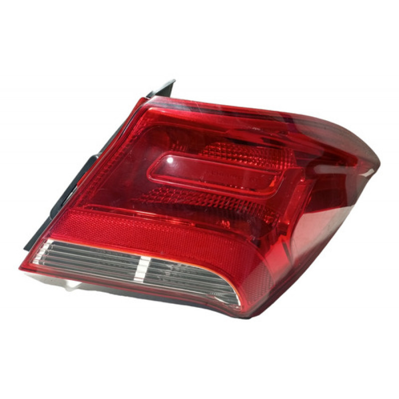 Lanterna Direita Prisma 2017 A 2019 Com Detalhe Lanterna Direita Prisma 2017 A 2019 Com Detalhe