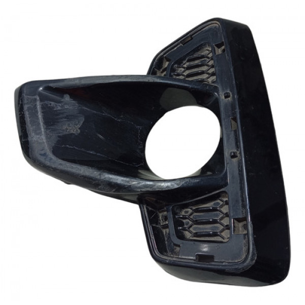 Moldura Farol Milha Direito Toyota Hilux 2018