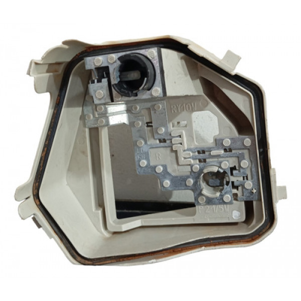 Circuito Lanterna Traseira Direita Voyage G6