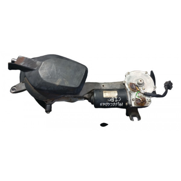 Máquina Parabrisa Mercedez Benz C180