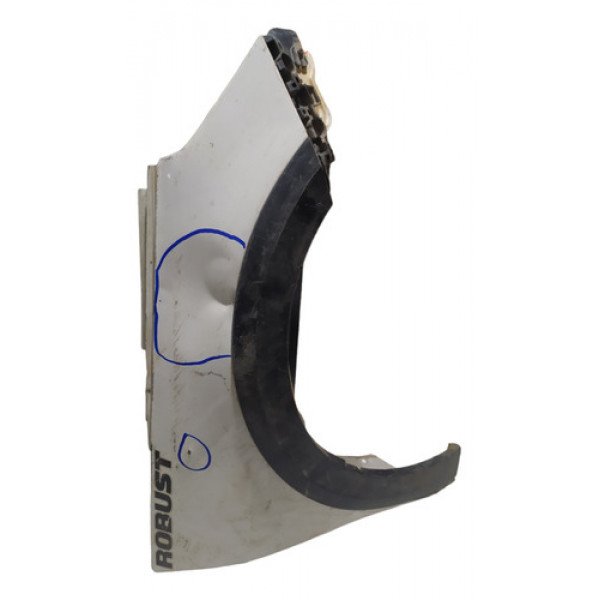 Paralama Direito Saveiro Robust 