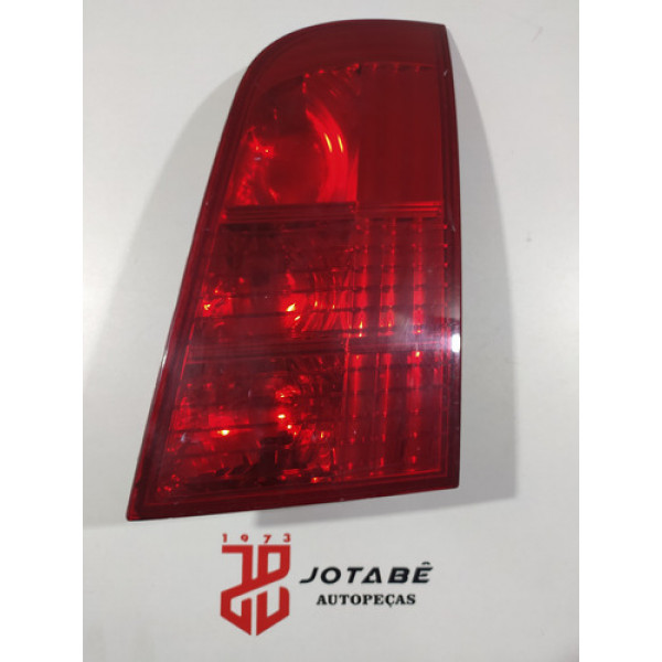 Lanterna Tampa Tras L/d Original Fiat Palio C/detalhe
