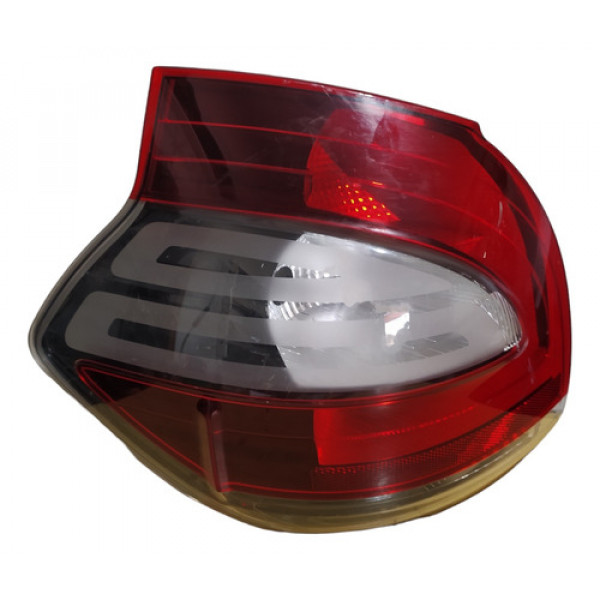 Lanterna Traseira Esquerda Fiat Mobi