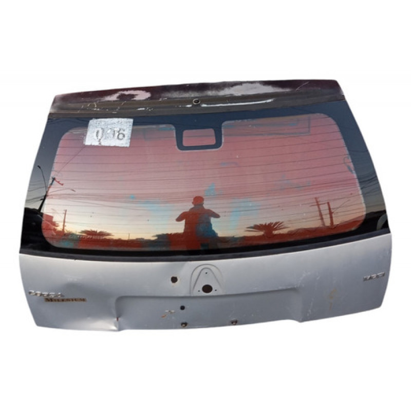 Tampa Traseira Chevrolet Corsa Tampa Traseira Chevrolet Corsa