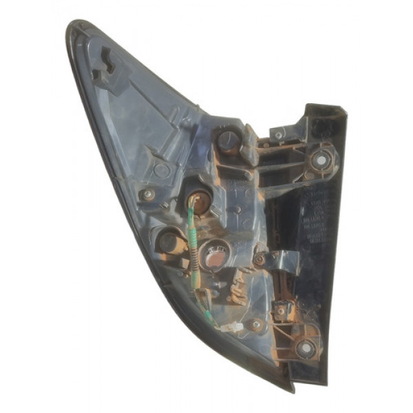 Lanterna Canto Direito Hrv Com Led 2015 A 2018 