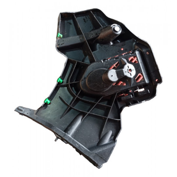 Guia Parachoque Traseiro Esquerdo Volvo V40 