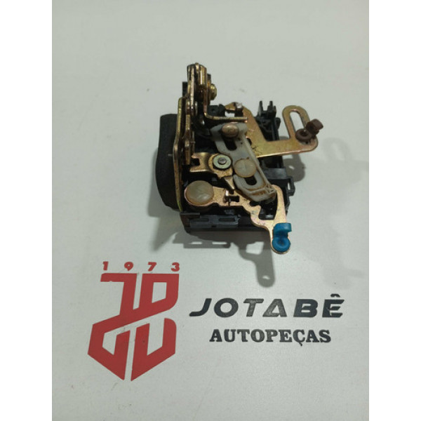 Fechadura Celta Prisma Dianteira Direita