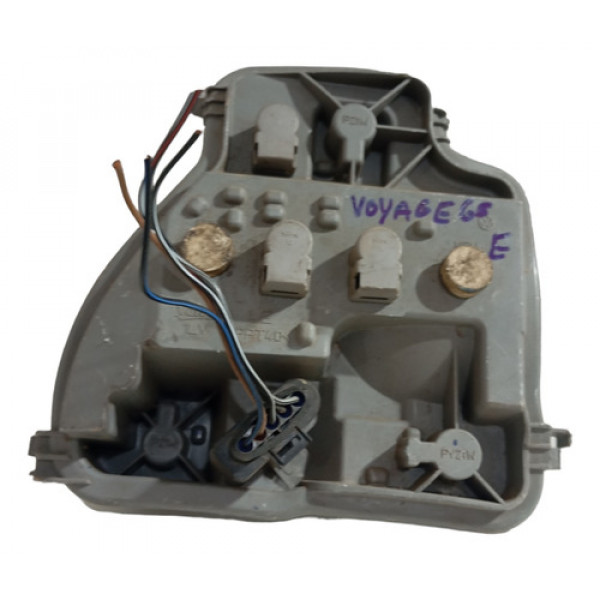 Circuito Lanterna Traseira Esquerda Volkswagen Voyage 