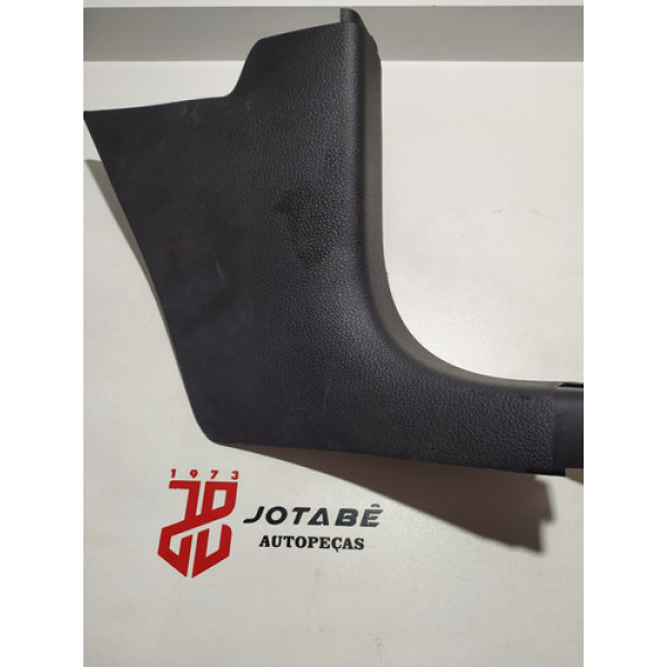 Acabamento Soleira Dianteira Direita Vw Jetta 2011/2016