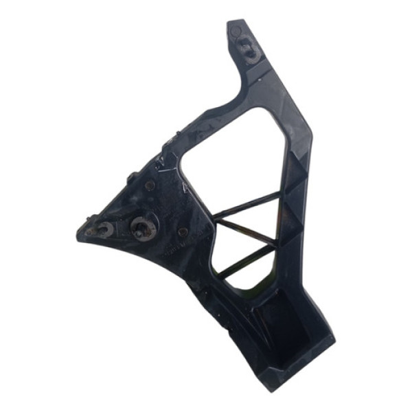 Guia Parachoque Traseiro Direito Ford Focus 