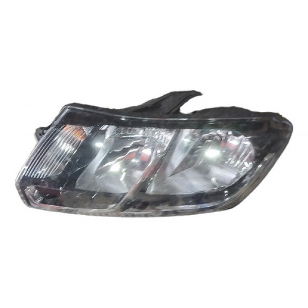 Farol Sandero Lado Esquerdo